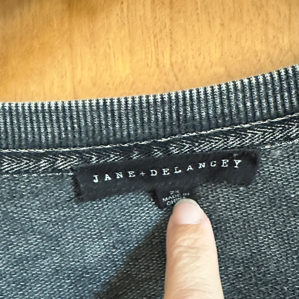 Jane and Delancey Gray-Washed V-Neck Short Sleeve Tee - Picture 2 of 2